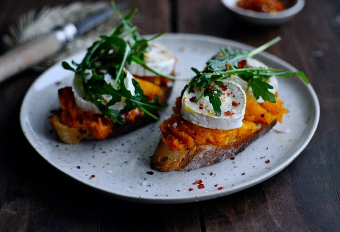 Bruschetta opskrift med gedeost og butternut