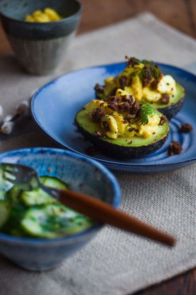 Fyldt avocado til forret