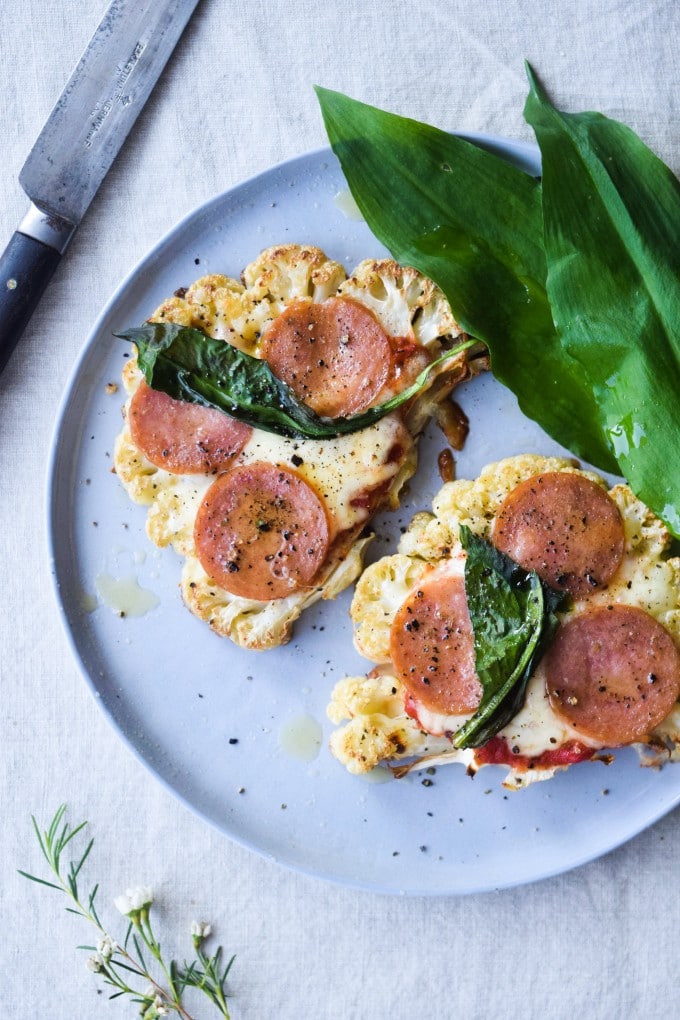 Low carb pizza opskrift