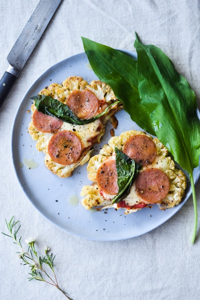 low carb pizza med blomkålsbund