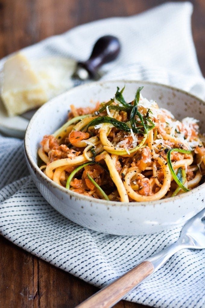 kyllinge pasta bolognese med parmesan