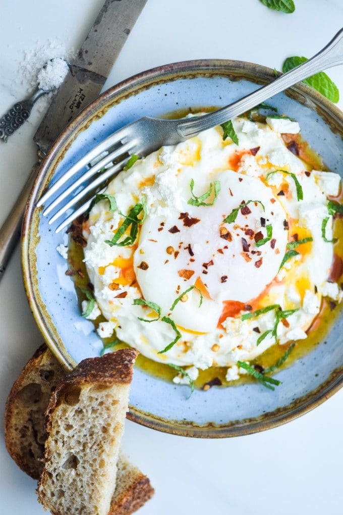 Turkish eggs opskrift