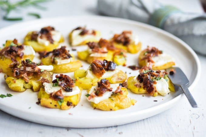 de bedste Knuste kartofler med bacon