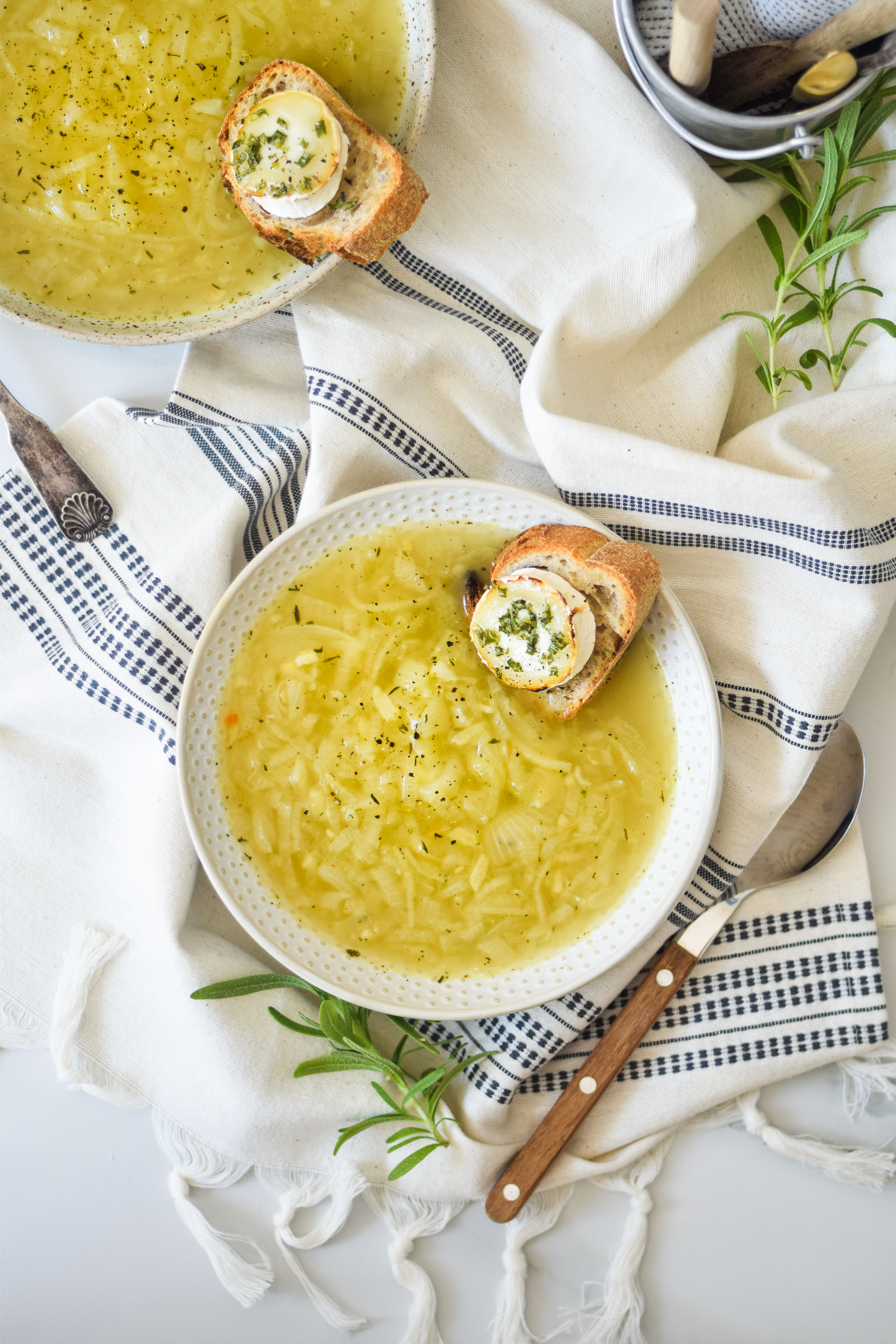 Fransk løgsuppe opskrift