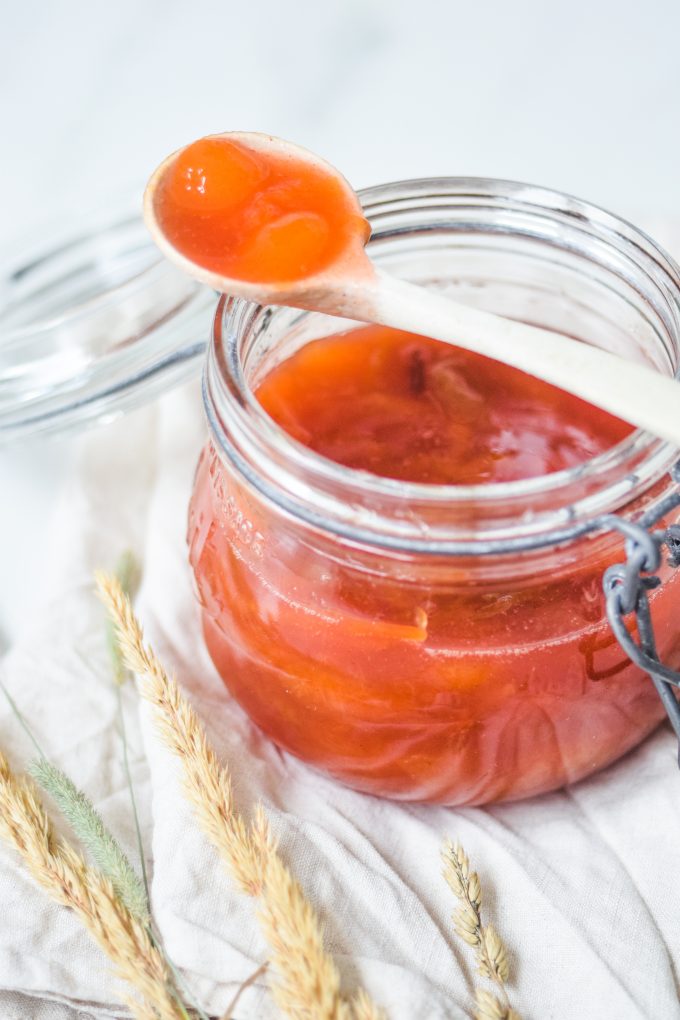 mirabellekompot med kanel