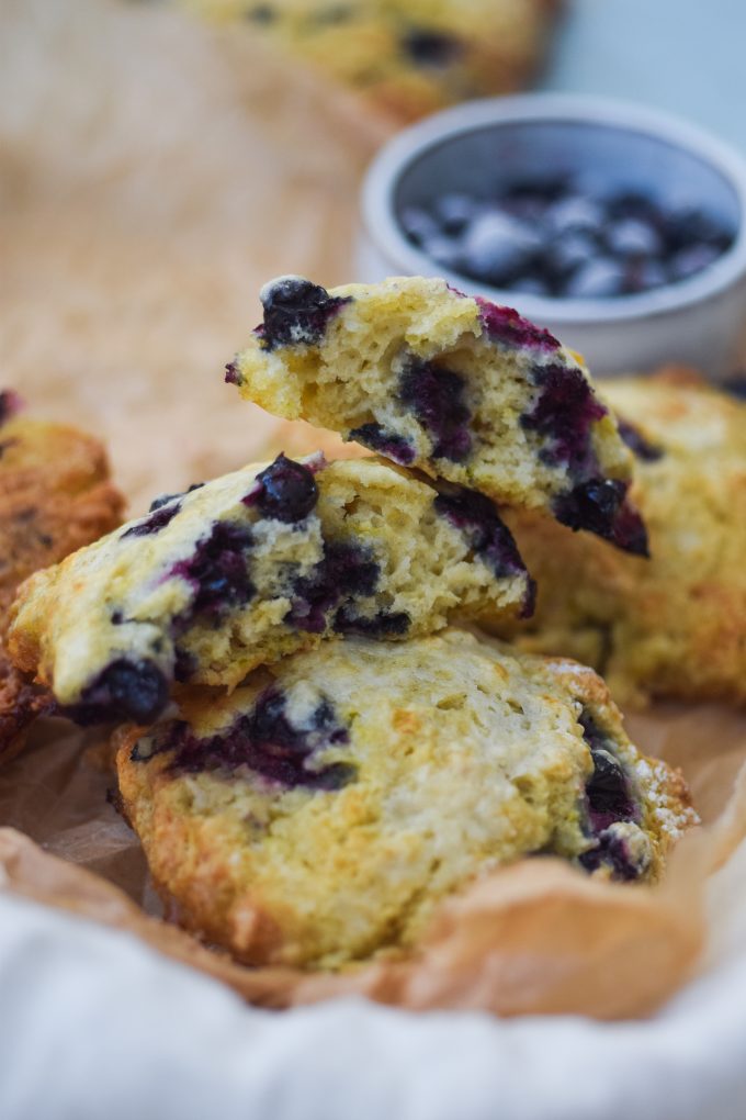 blog opskrift på scones med hvid chokolade