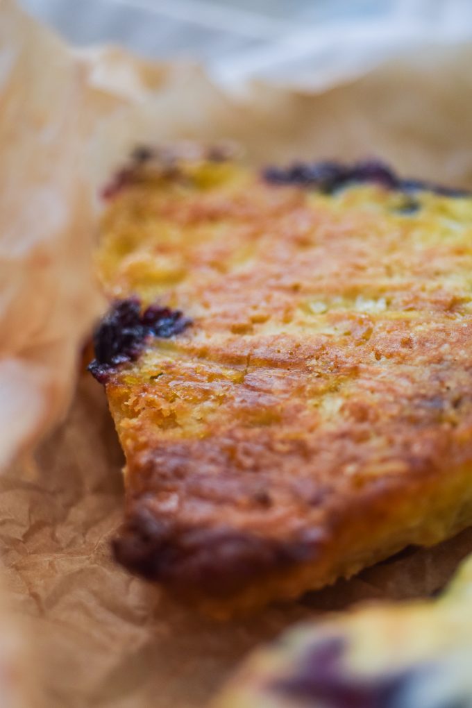scones med hvid chokolade med sprød bund