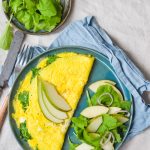 omelet opskrift med salat