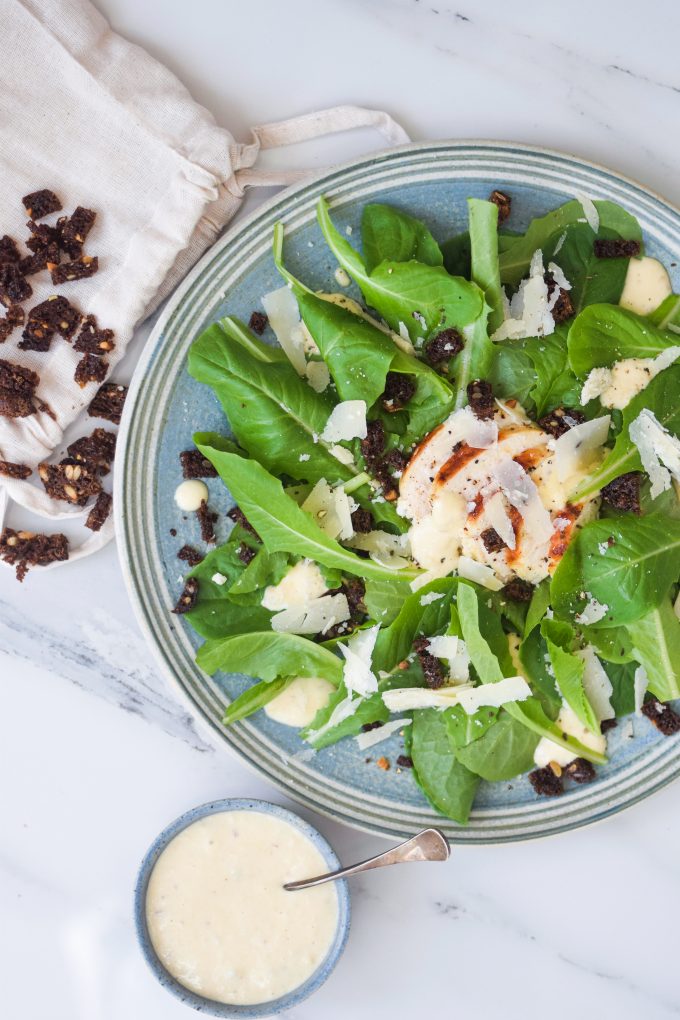 Cæsarsalat opskrift med hjemmelavet dressing