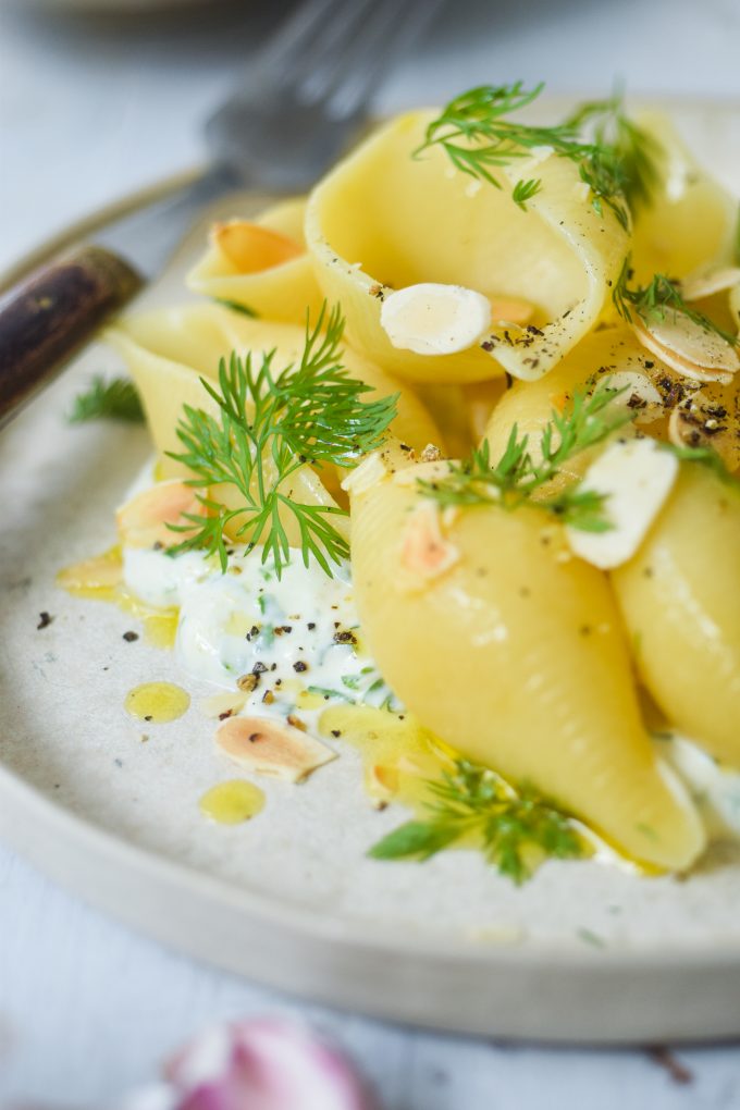 Cremet pastasalat til grill