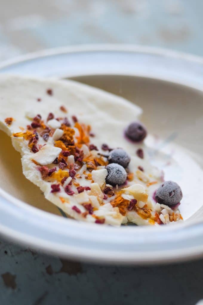 Yoghurt is brud med bær