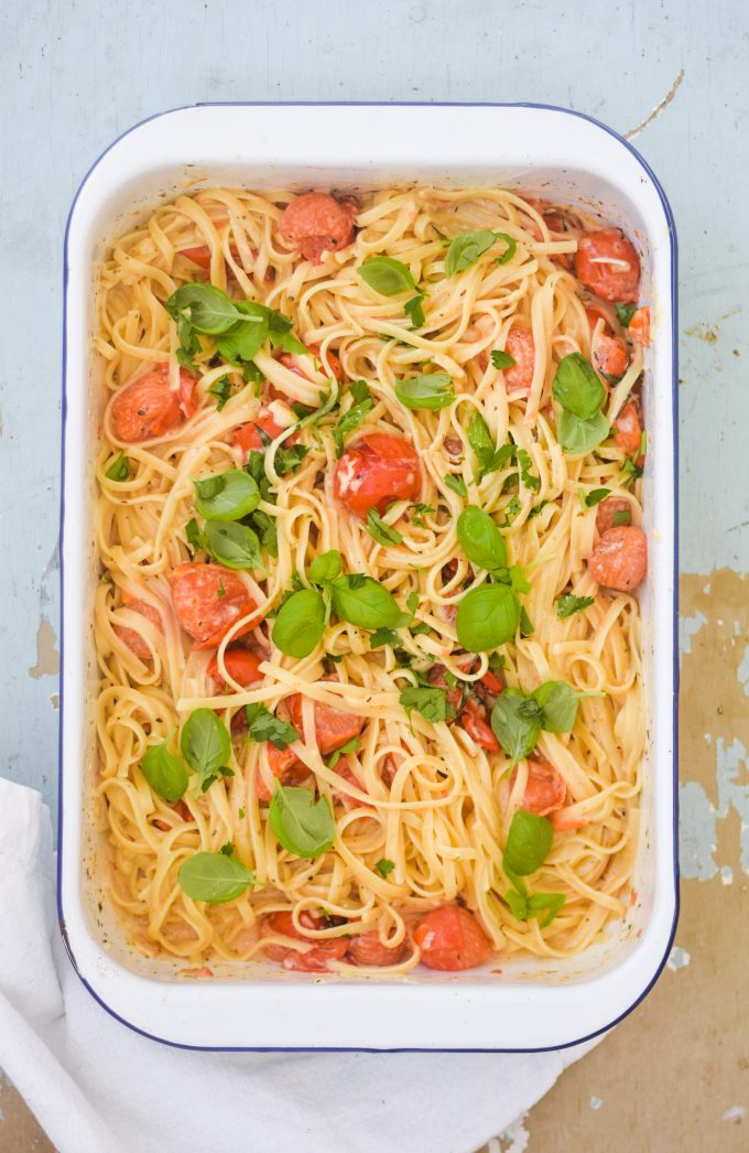 Bagt camembert med pasta