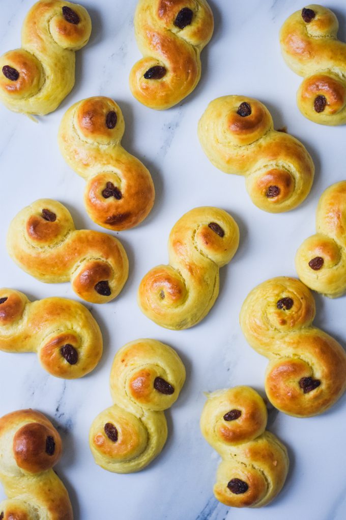 lussekatter opskrift dansk